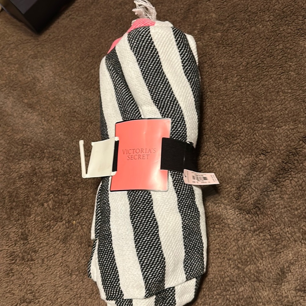 Victoria secret blanket brand new